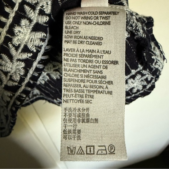 Free People All Roads Lead To You Embroidered Blouse Top Navy White Size XS Boho - Picture 14 of 15